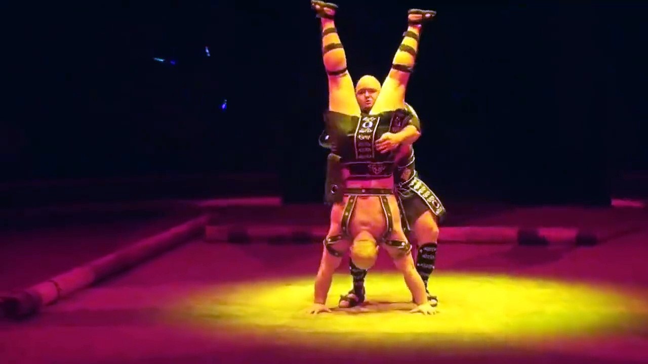 AMAZING BIG MEN ACROBATS!! must watch nshare