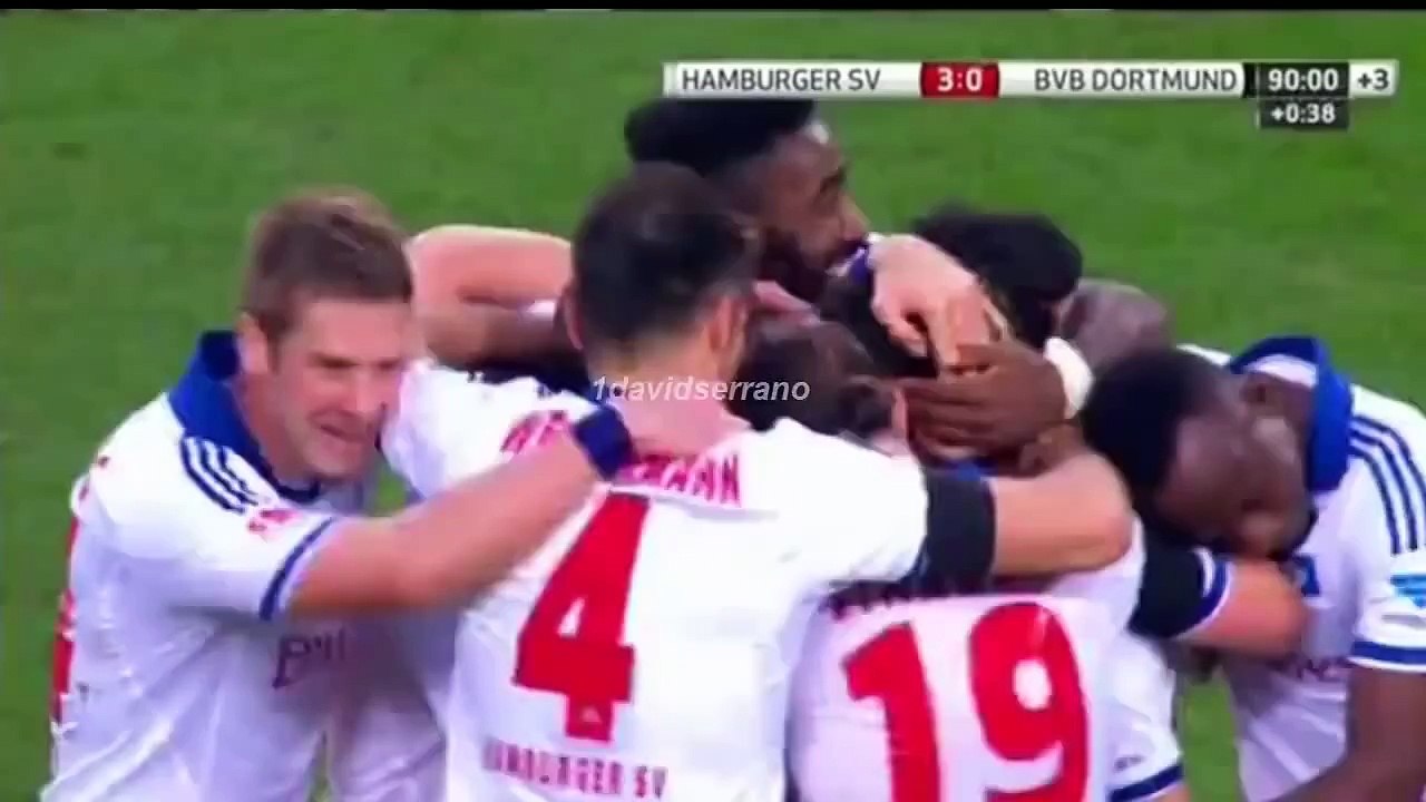 Unbelievable free kick!