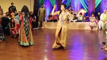 Indian Wedding Mehndi Night BEST Dance On Mehndi Taan Sajdi
