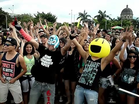 Medellín se quita los pantalones