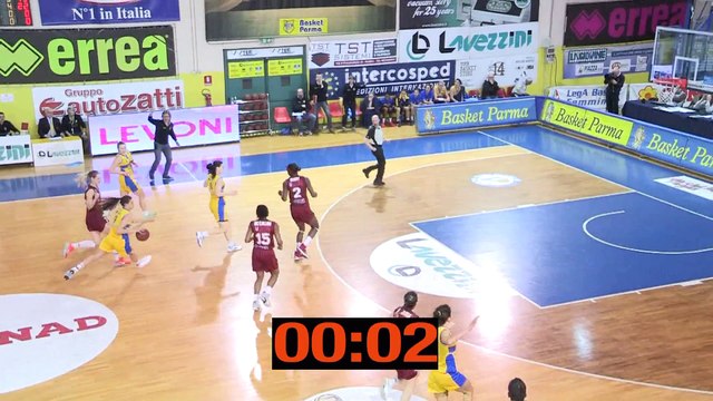 Sara Crudo Buzzer Beater all'ultimo respiro in Lavezzini Basket Parma-Venezia