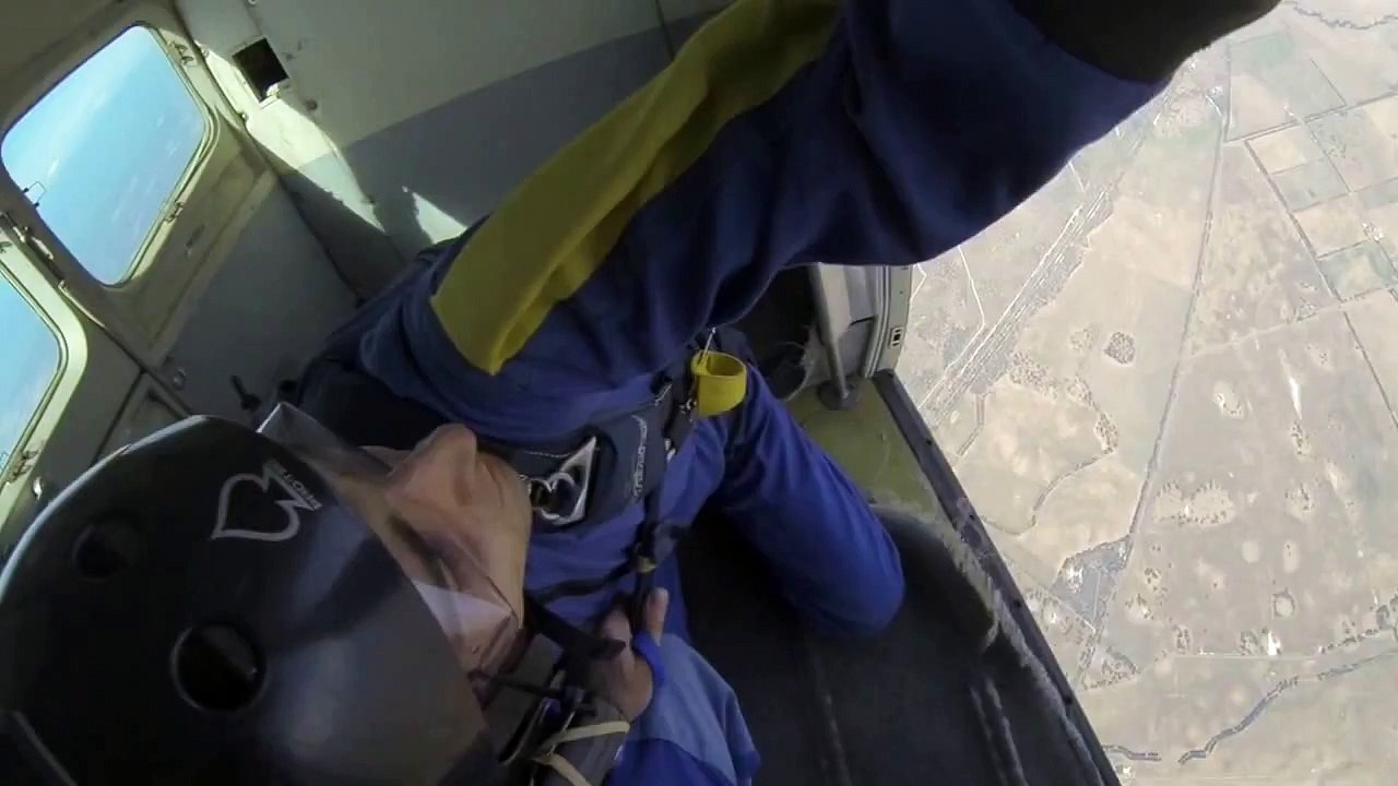 Il fait une crise d’épilepsie en saut en parachute !