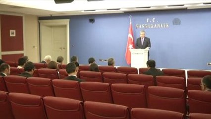 Arınç: "Demirtaş, Sürecin Başarıya Ulaşmasını Arzu Eden Birisi Değildir"
