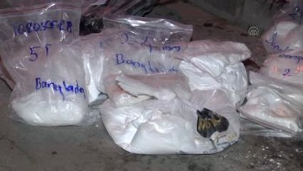 Şüpheli Poşet Polisi Harekete Geçirdi