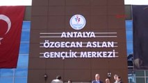 Antalya - Vali Türker, Özgecan Aslan Gençlik Merkezi'ni Gezdi