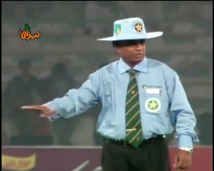 Funny Comentry Funny Tezabi Cricket