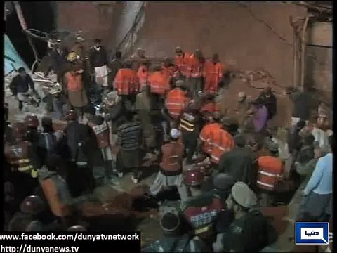 Dunya News - Roof collapse kills eight people in Wah Cantt