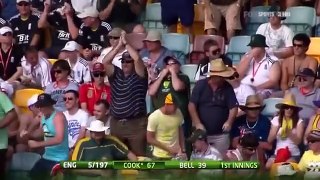 Peter Siddle takes a hat trick on his birthday