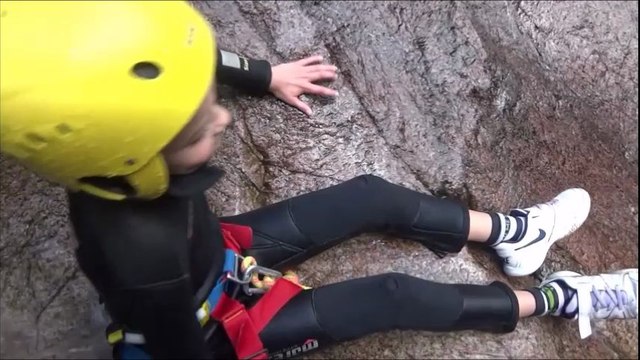 experience canyoning en corse