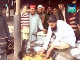 Man Putting Hand inside Burning Oil in Peshawar