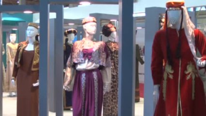 İran'da Moda ve Tesettür Fuarı