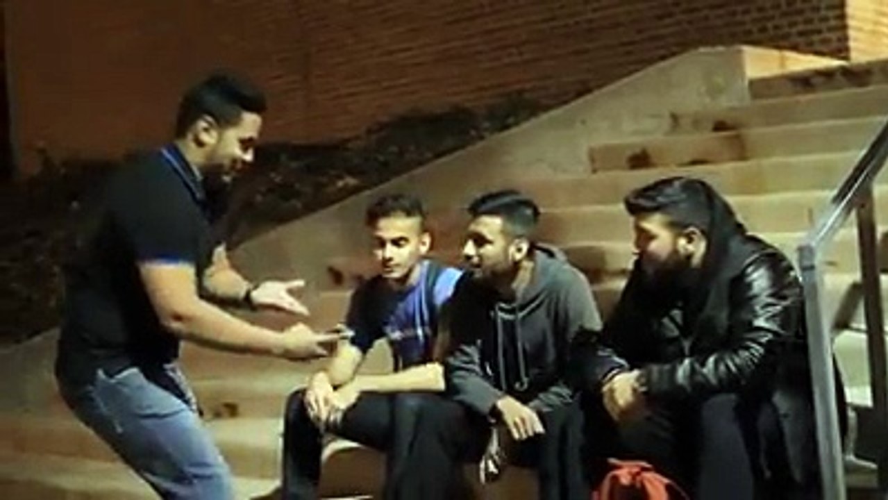 Itni si bat pakistanioko samjh nay aty