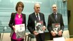 Barcina entrega a Fernández Díaz libro sobre terrorismo