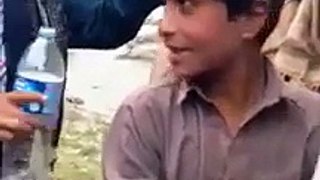 Watch knowledge of this illiterate kid about Human Anatomy - Amazing Pakistani Talent
