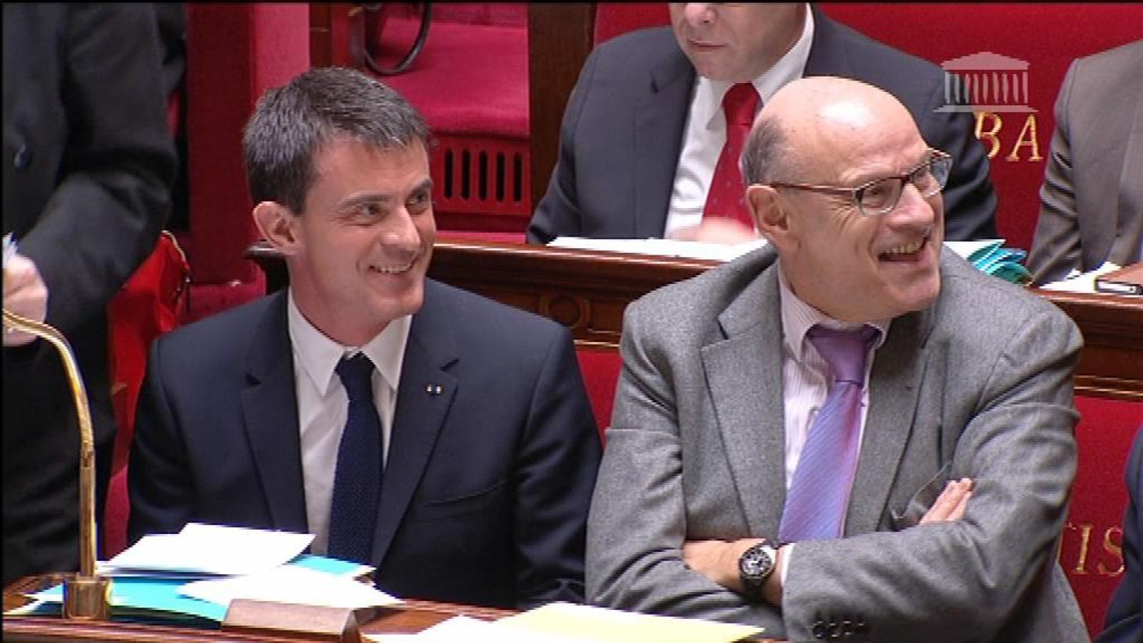 "Le roi Dagobert" et "Pirouette, cacahuète", deux comptines citées à l'Assemblée