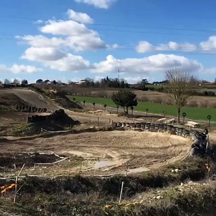 Valentin Teillet's jump Berneuil