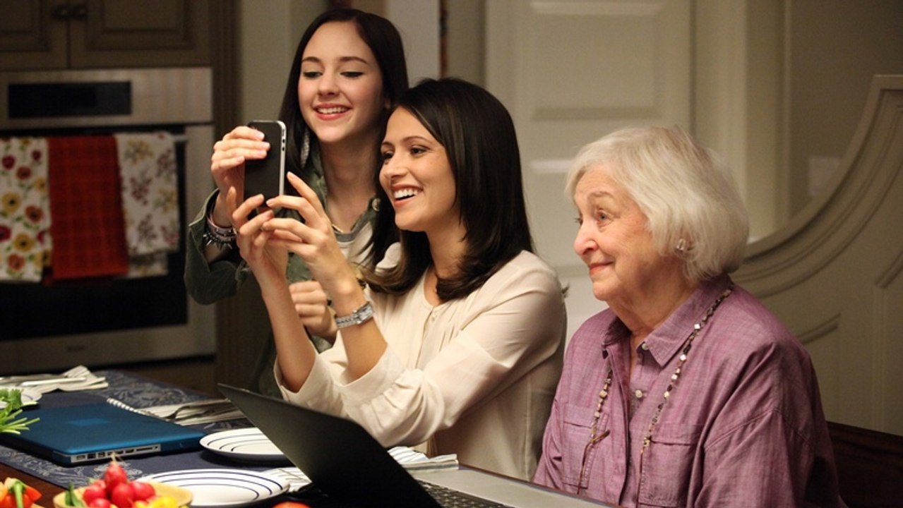 Chasing Life Season 1 : Life, Actually full episode