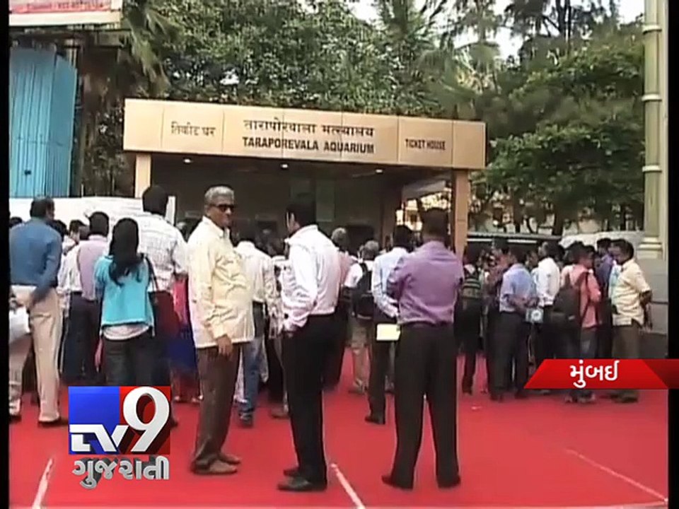 Maharashtra CM Fadnavis inaugurates renovated Taraporevala Aquarium - Tv9 Gujarati