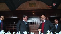 Başbakan Davutoğlu, Lizbon Merkez Camisi'ni Ziyaret Etti