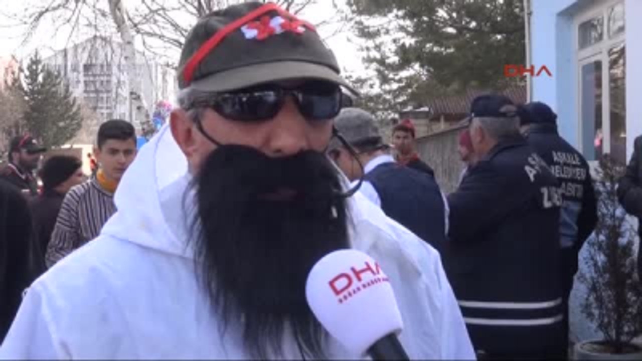 Kurtuluş Coşkusunda Ermeni Katliamı Canlandırıldı