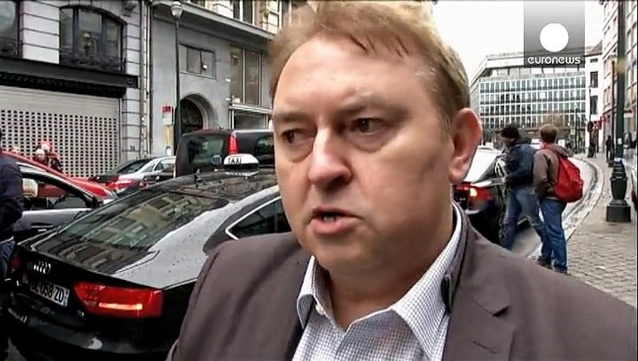Belgische Taxifahrer protestieren gegen Uber