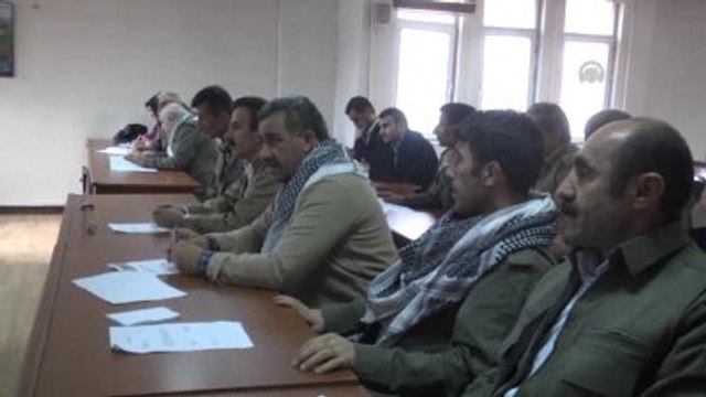 İç Güvenlik Paketi - Belediye Meclisi Toplantısına Yöresel Kıyafetle Katıldılar