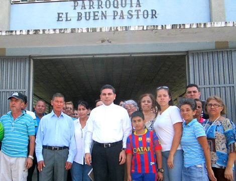Motorizados sometieron a sacerdotes y feligreses luego de misa en Táchira