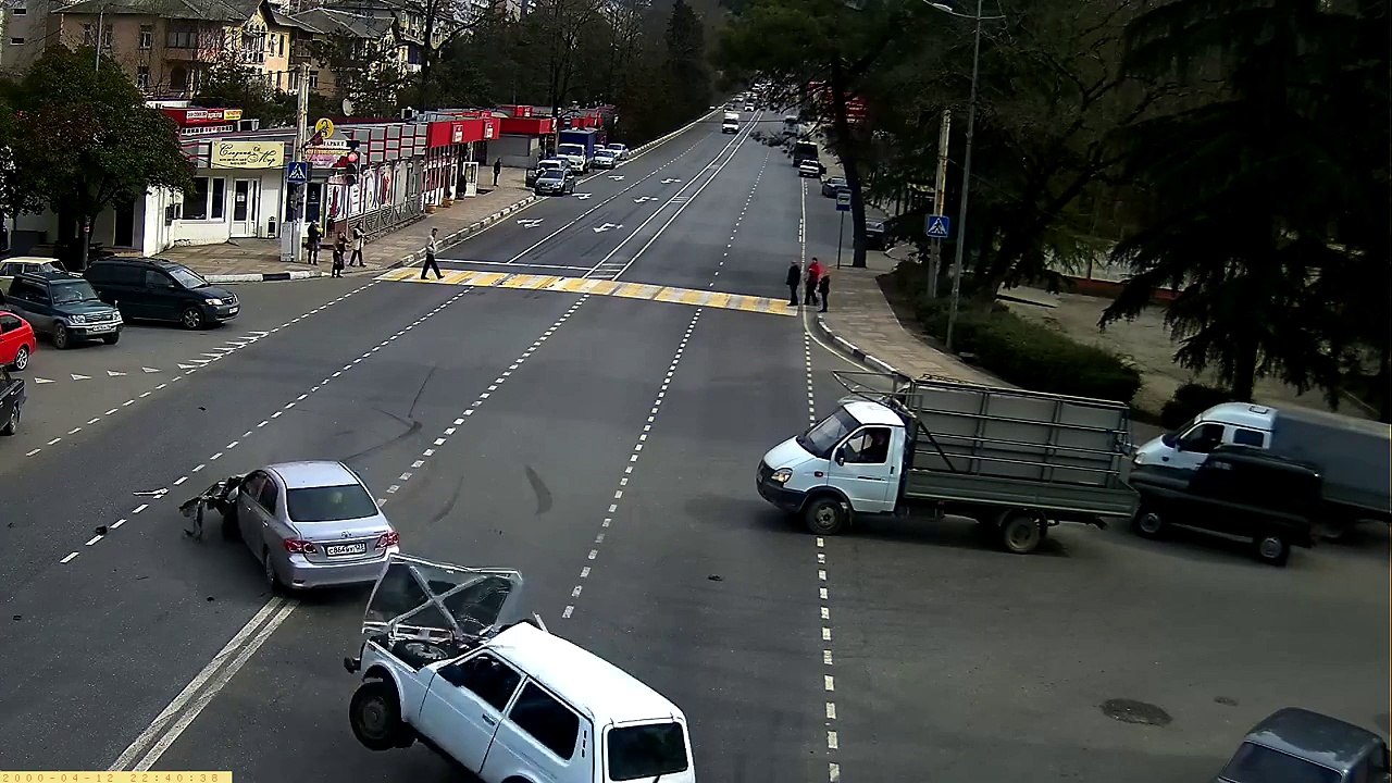 Летчик на Ниве - ДТП в Сочи