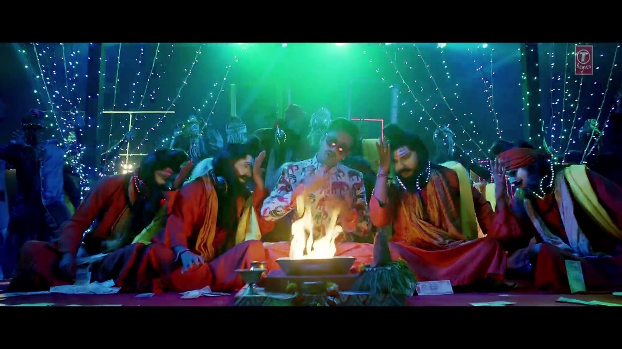 Babaji Ka Thullu | Official Full HD Video Song | Dolly ki Doli | Sonam ...