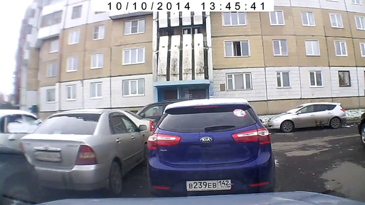 Девушка на джипе - ДТП в Кемерово