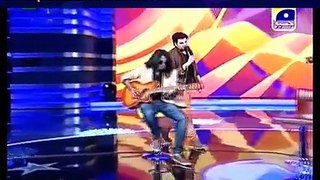 'Ek Pyar Ka Nagma Hai' (By Nabeel Shaukat Ali) Special Appearance In Pakistan Idol.