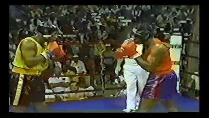 MIKE TYSON AMATEURS KNOCK-OUT
