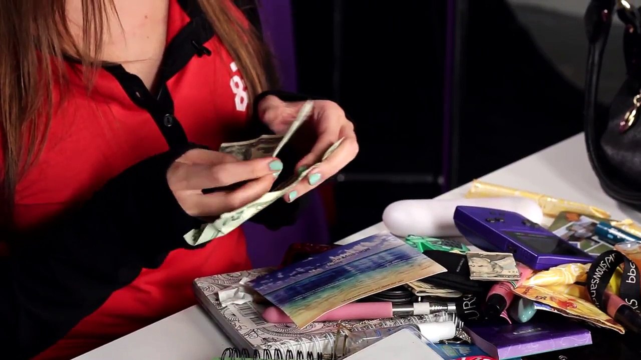 What's In Your Purse?