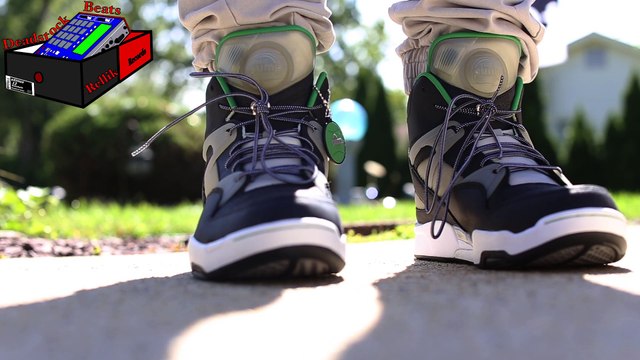 Reebok Pump Omni Zone x Solebox Green Light On feet