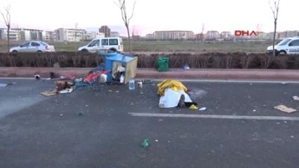 Konya Simit Satmaya Giderken Aracın Çarpması Sonucu Öldü