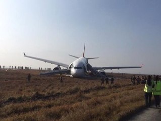 THY Yolcu Uçağı Pistten Çıktı