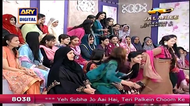 Nida Yasir Apni Audience Pagalo Wali Harkatein Karwane Lagi