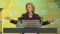 Hillary Clinton : «Ne voulez-vous pas voir une femme présidente ?»