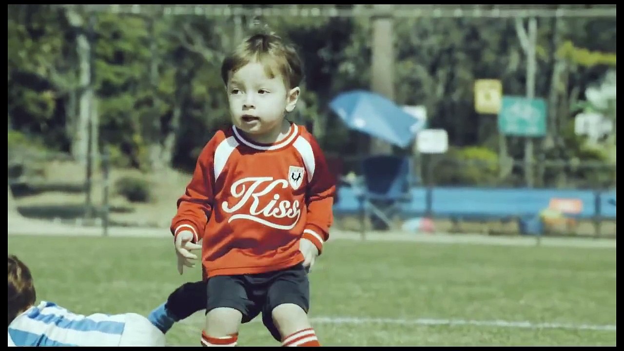 Un match énorme entre gamins de 3-4 ans !