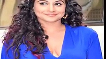 Vidya Balan Flaunts Her Cleavage.mp4