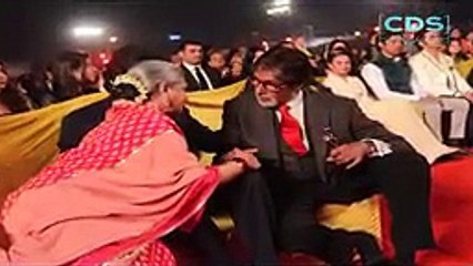 Amitabh & Jaya Bachchan Shine Bright at Award Ceremony ✨