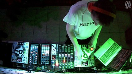 Deep Sesje 076 mixing TOM45 and Focuset