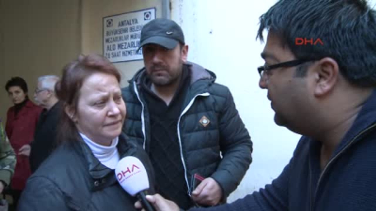 Antalya Yardım Çığlığı Atan Sevgilisini Başından ve Kalbinden Vurdu