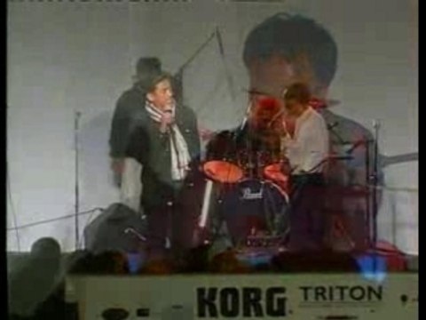 Mahaleo - raha mba manan'elatra