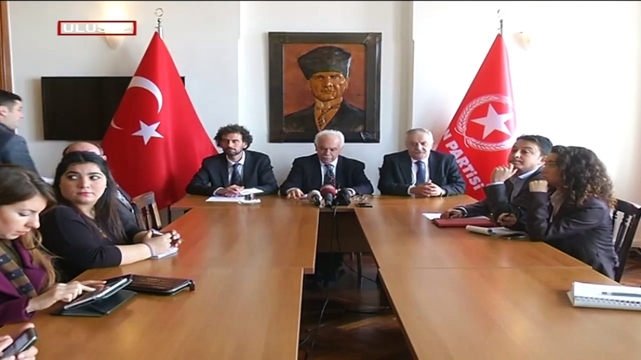 Doğu Perinçek, Suriye ziyareti ilgili basın toplantısı düzenledi