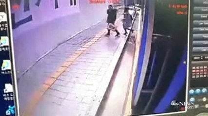 OMG Boy and Girl Get into Earth by Sink whole Unbelieveable