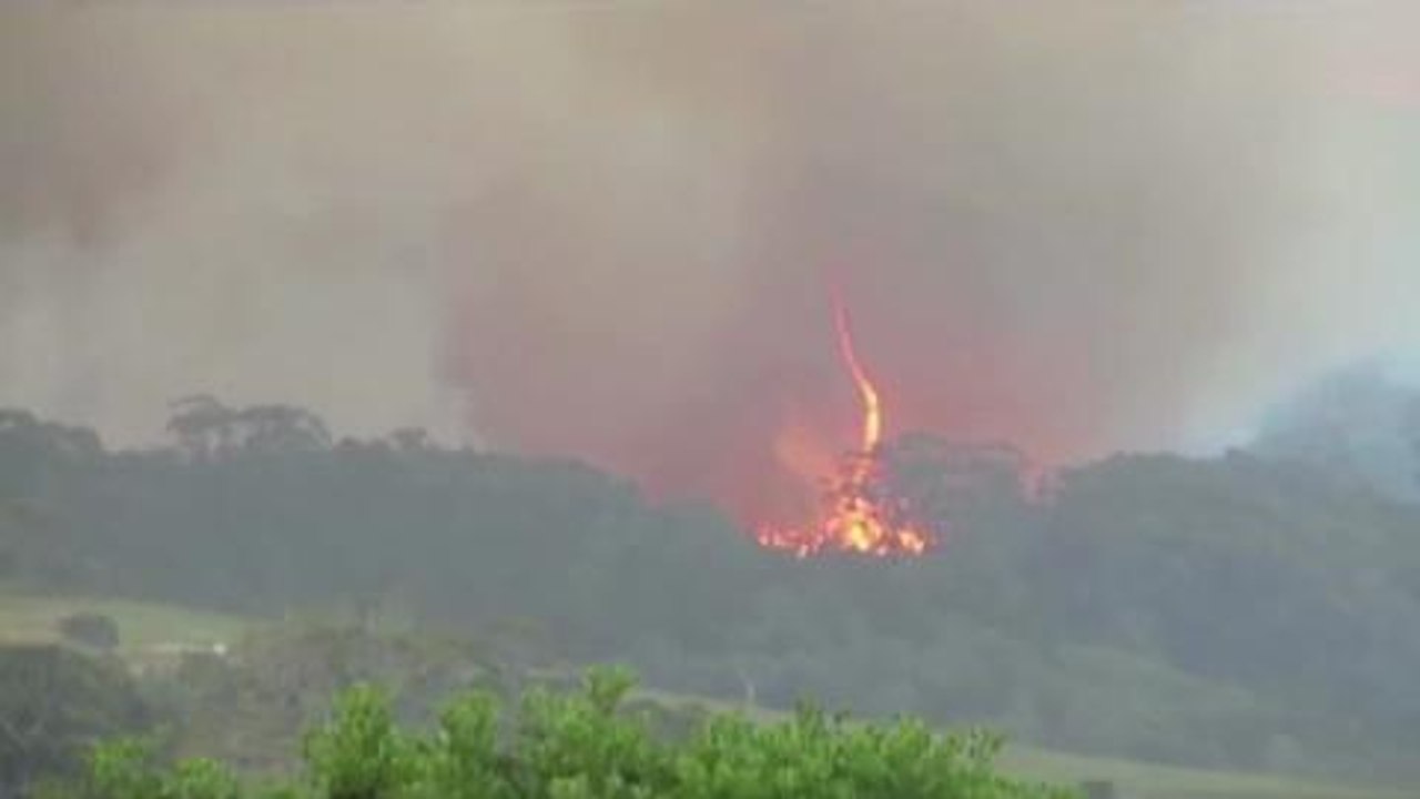 Une tornade de feu aperçue dans le ciel du Cap