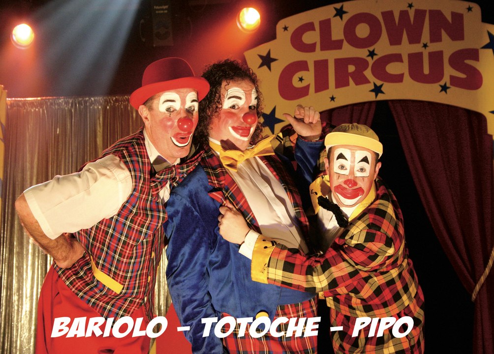 CLOWN CIRCUS SPECTACLE