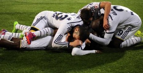 Fenerbahçe, Mersin İdmanyurdu'nu 2-1 Yendi