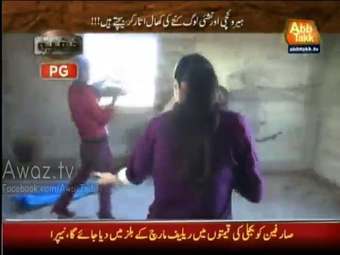 Female anchor started vomiting when she saw people cutting Dog Meat in Karachi